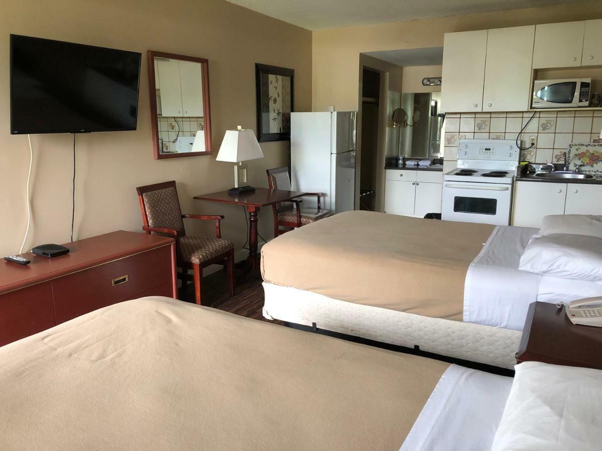 Travellers Inn YYC Kültér fotó