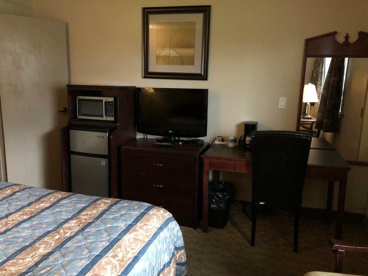 Travellers Inn YYC Kültér fotó
